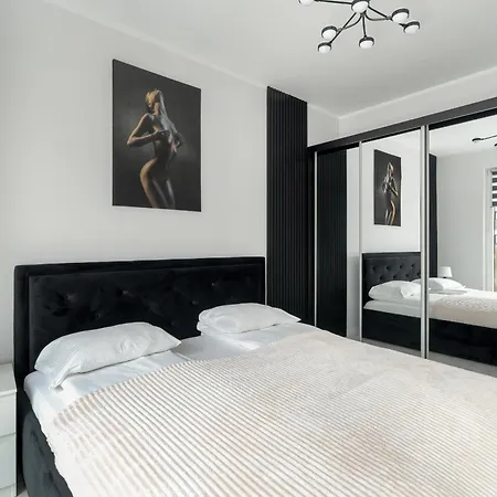 Wyjatkowy I Nowoczesny Z Balkonem I Parkingiem By Renters * بوزنان