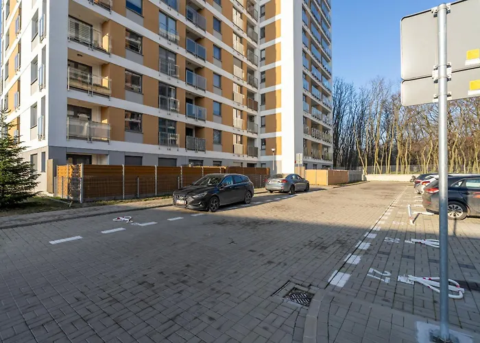Wyjatkowy I Nowoczesny Z Balkonem I Parkingiem By Renters Lägenhet Poznań