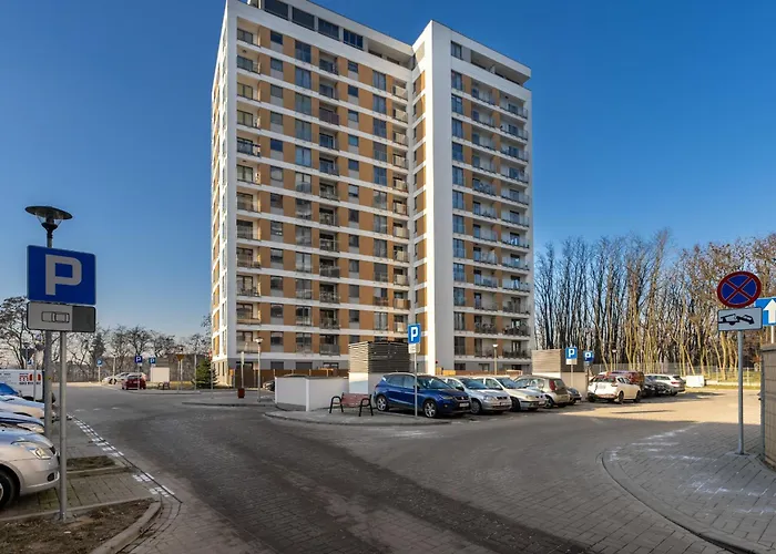 Wyjatkowy I Nowoczesny Z Balkonem I Parkingiem By Renters Lägenhet