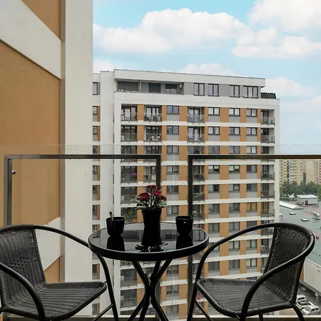 Wyjatkowy I Nowoczesny Z Balkonem I Parkingiem By Renters